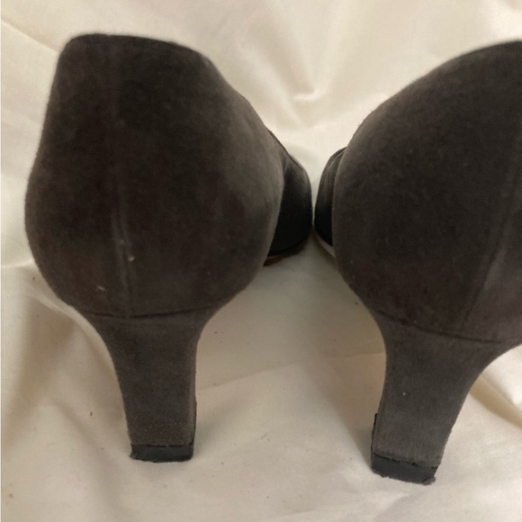 MANOLO BLAHNIK Suede Pumps 37.5 Dark Taupe EUC - Picture 12 of 12